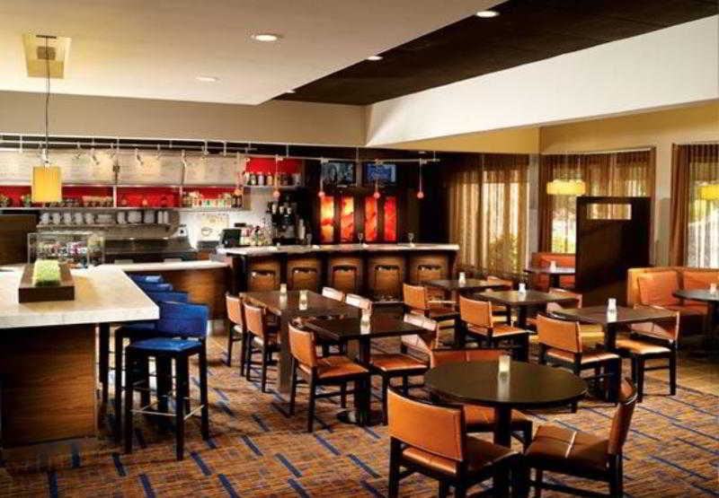 Courtyard By Marriott Atlanta Executive Park/Emory Hotel Exterior photo
