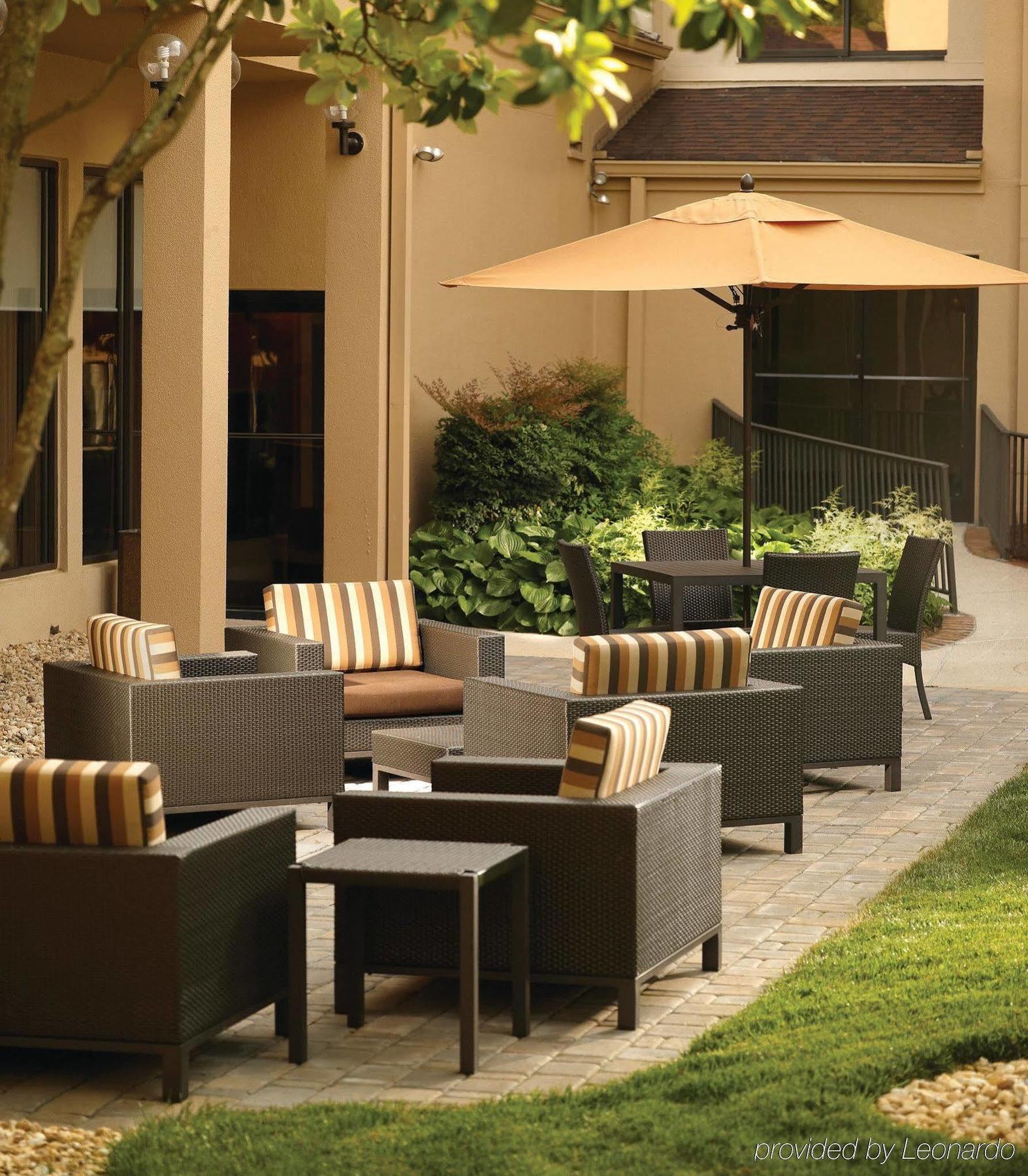 Courtyard By Marriott Atlanta Executive Park/Emory Hotel Exterior photo